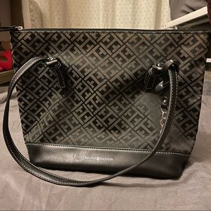Black Tommy Hilfiger Purse